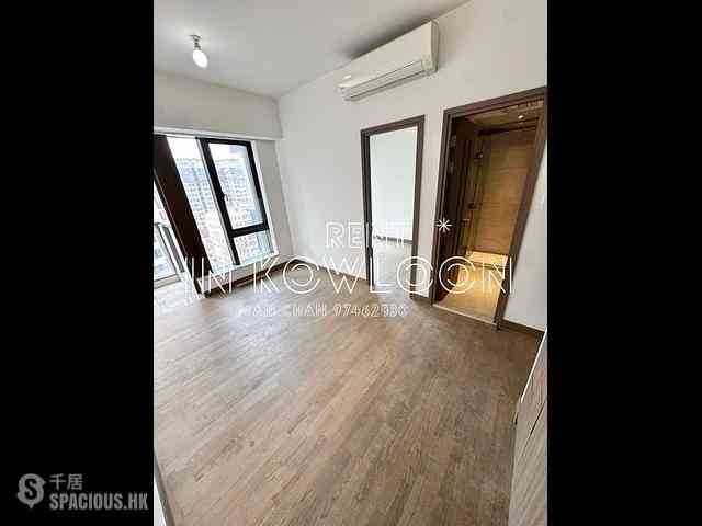 To Kwa Wan - 93, Pau Chung Street 01
