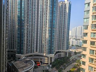 Tai Kok Tsui - Island Harbourview 09