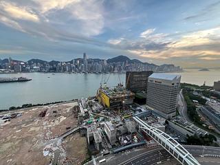 West Kowloon - The Harbourside 10