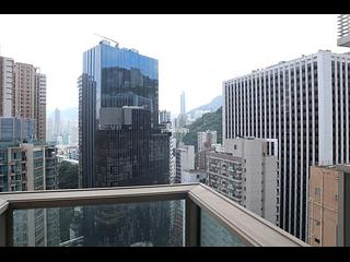 Wan Chai - The Avenue Phase 2 06