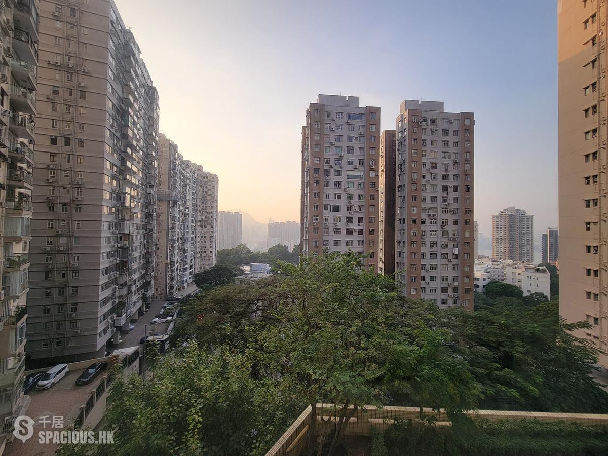 Tai Hang - Elm Tree Towers 01