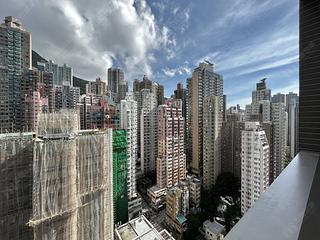 Sai Ying Pun - Island Crest Block 2 07