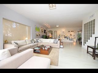 山顶 - Guildford Court 04