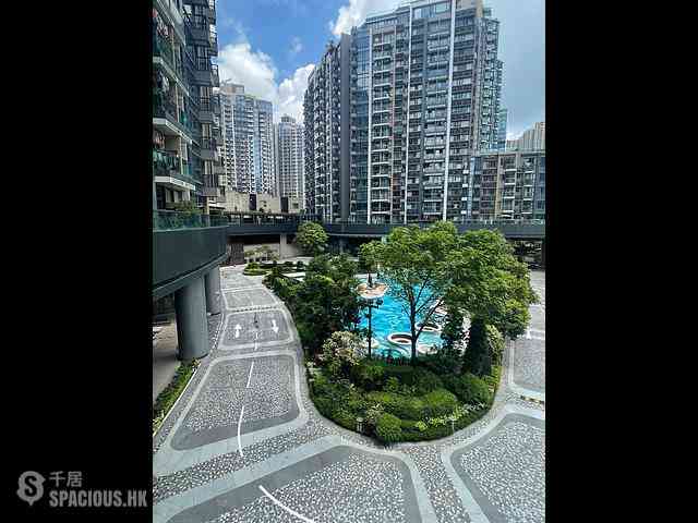 Tseung Kwan O - The Wings Ocean Wings Block 8 01