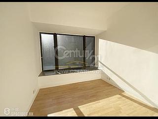 Mid Levels Central - Aigburth 07