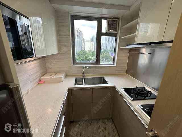 Tsuen Wan - Parc City Block 1 04
