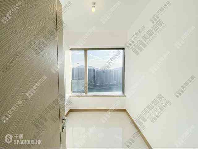 Tsuen Wan - Ocean Pride Phase 3A Ocean Supreme Block 2A 03