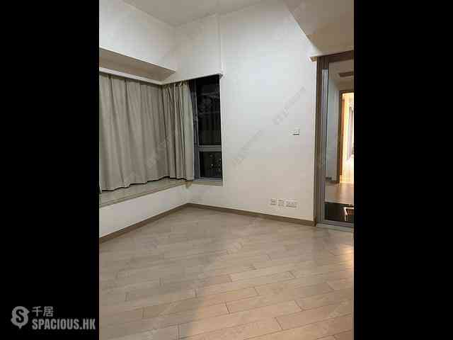 Tuen Mun - Century Gateway Phase 2 Block 7 11