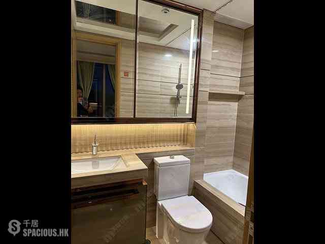 Tuen Mun - Century Gateway Phase 2 Block 7 13
