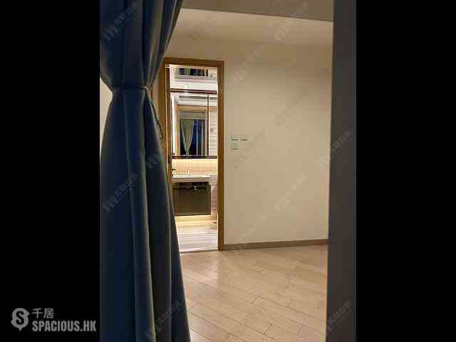 Tuen Mun - Century Gateway Phase 2 Block 7 15