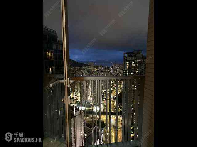 Tuen Mun - Century Gateway Phase 2 Block 7 18