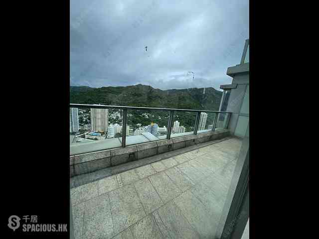 Tuen Mun - Century Gateway Phase 2 Block 7 23
