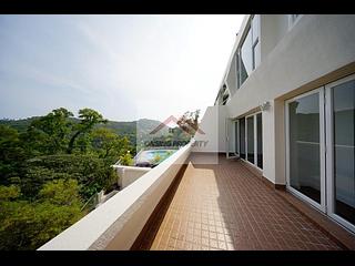 Chung Hom Kok - Jadebeach Villa 03