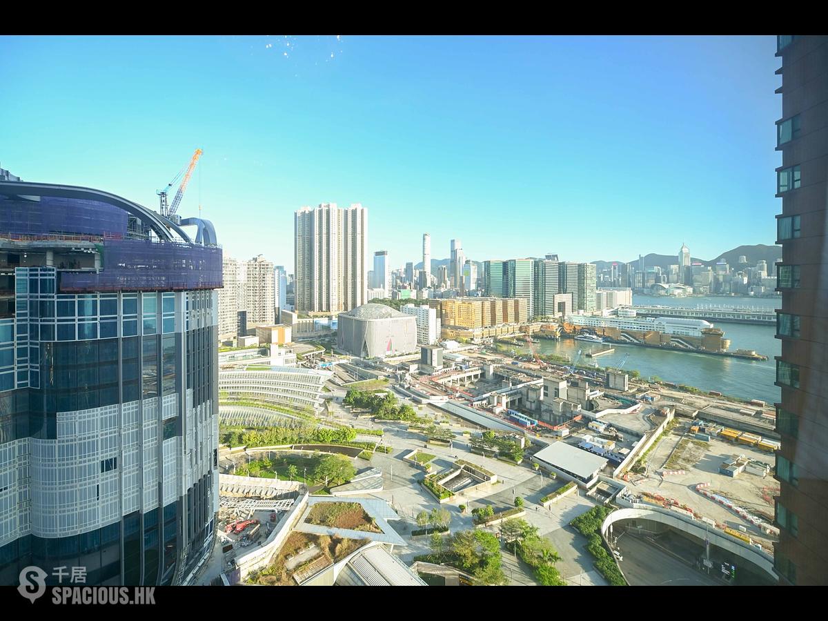 West Kowloon - The Arch Star Tower (Block 2) 01