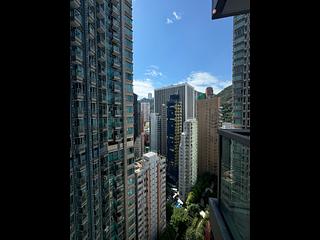 Wan Chai - The Avenue Phase 2 Block 1 05