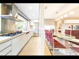 Pok Fu Lam - Baguio Villa 09