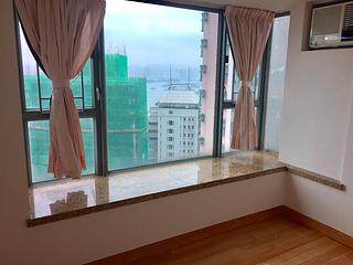 Sheung Wan - Queen's Terrace 10