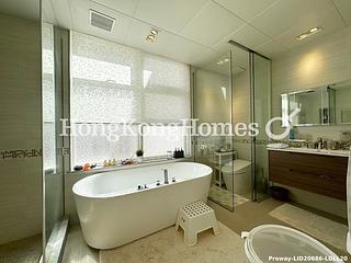 Chung Hom Kok - 33, Cape Road 07