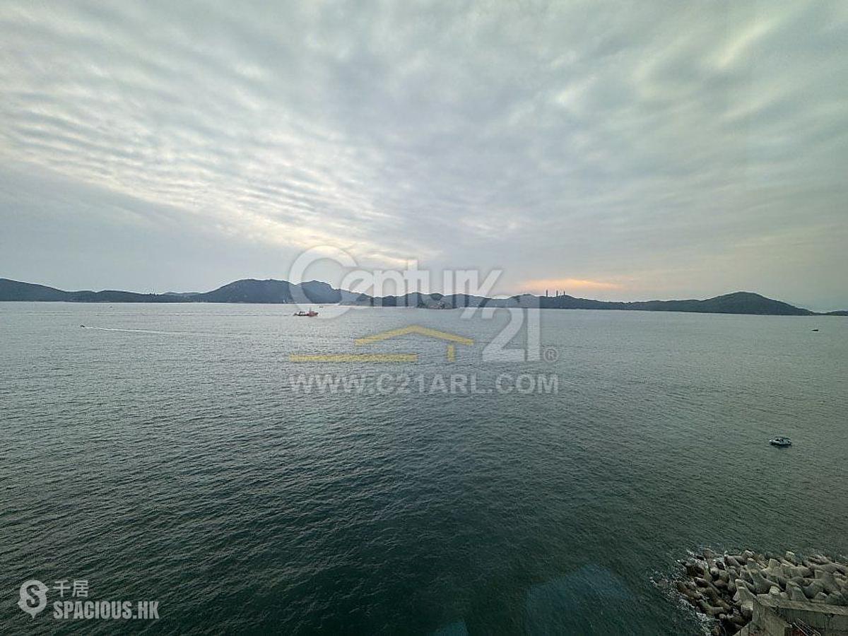 Ap Lei Chau - The Corniche 01