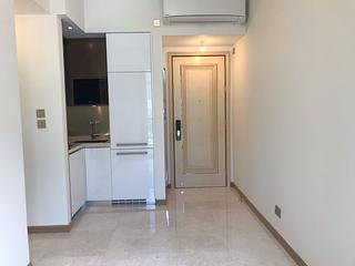 Sai Ying Pun - 63, Pokfulam Emerald House (Tower 2) 02