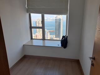 Sai Ying Pun - Island Crest Block 2 13