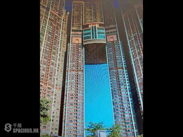 West Kowloon - The Arch Moon Tower (Block 2A) 01