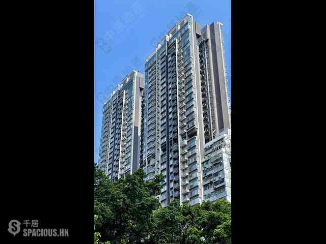 Sai Ying Pun - Island Crest Block 2 01