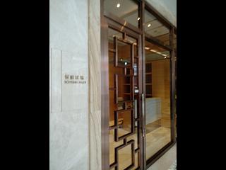 Wan Chai - The Avenue Phase 1 Block 5 07