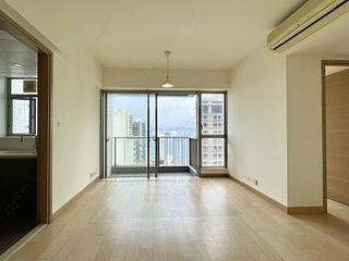 Sai Ying Pun - Island Crest Block 1 02