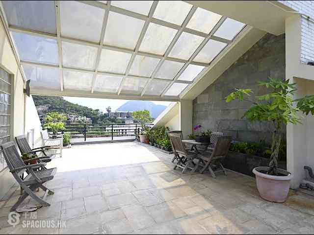 Deep Water Bay - Manderly Garden 01