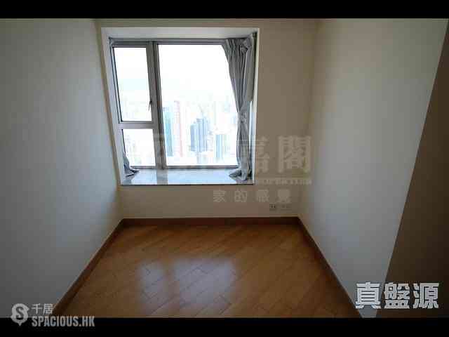 Tai Kok Tsui - Harbour Green Tower 6 05