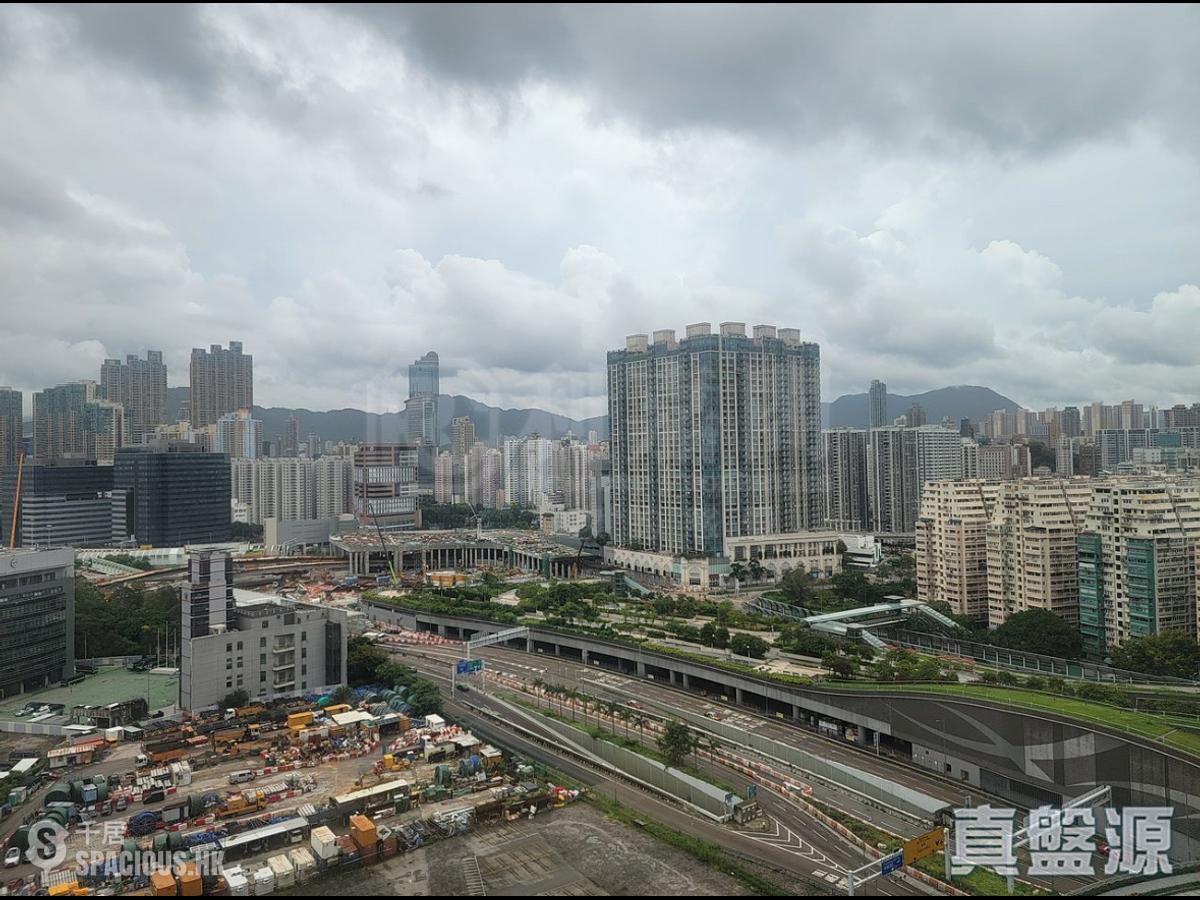 West Kowloon - Sorrento Phase 1 Block 3 01