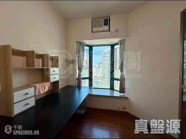 Tsing Yi - Villa Esplanada Phase 1 Block 2 06
