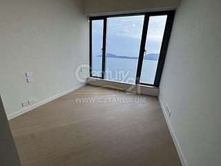 Ap Lei Chau - The Corniche Block 1 16