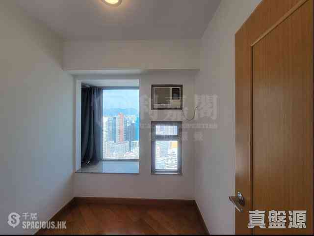 Tai Kok Tsui - Harbour Green Tower 5 06