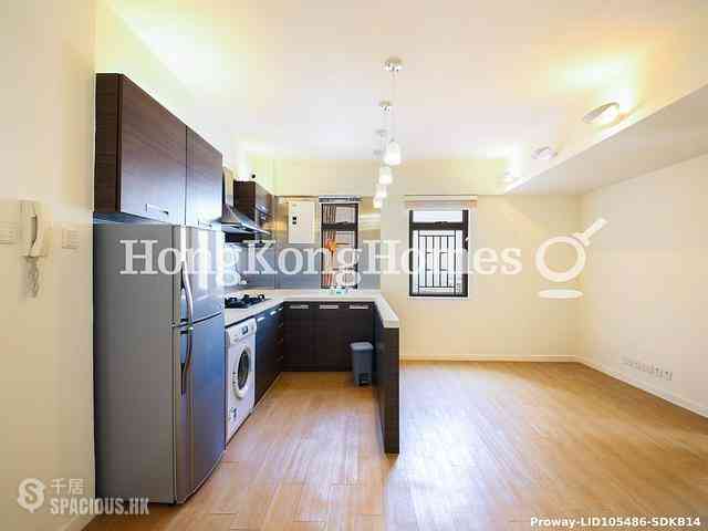 Sai Ying Pun - Golden Phoenix Court 01