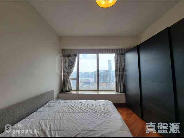 Tai Kok Tsui - The Hermitage Block 8 04