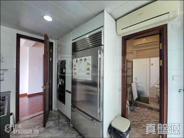 Tai Kok Tsui - The Hermitage Block 8 13