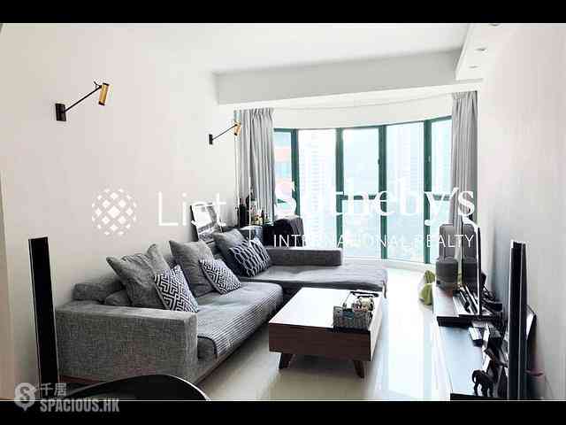 Mid Levels Central - Hillsborough Court 01