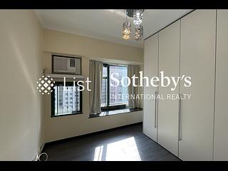 Mid Levels Central - Robinson Place 07