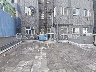 Mid Levels West - Bonanza Court 02