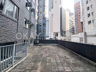 Mid Levels West - Bonanza Court 03