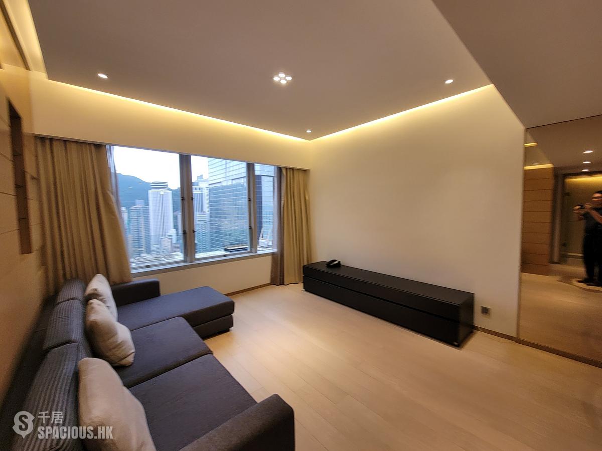 Wan Chai - Convention Plaza Apartments 01