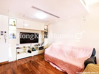 Wan Chai - Convention Plaza Apartments 04