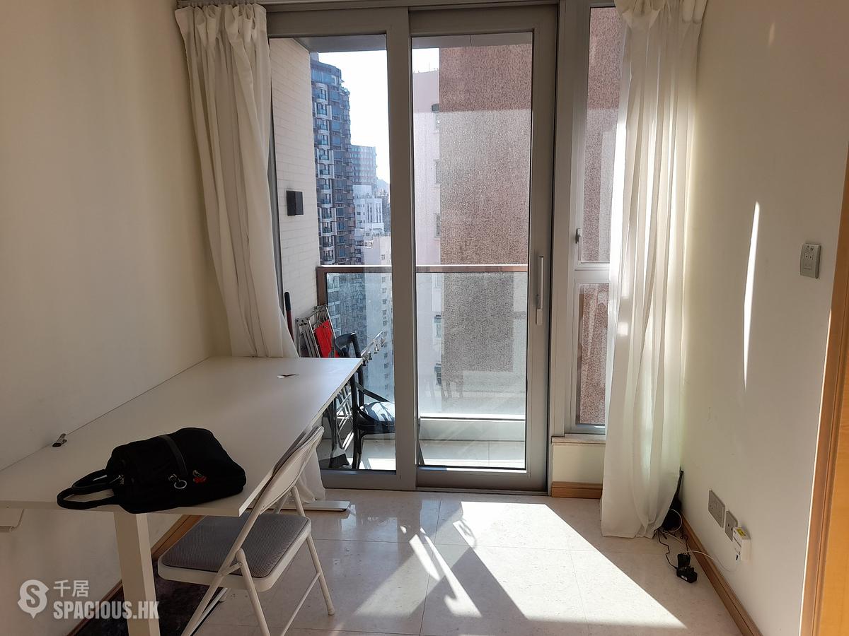 Sai Ying Pun - 63, Pokfulam Emerald House (Tower 2) 01