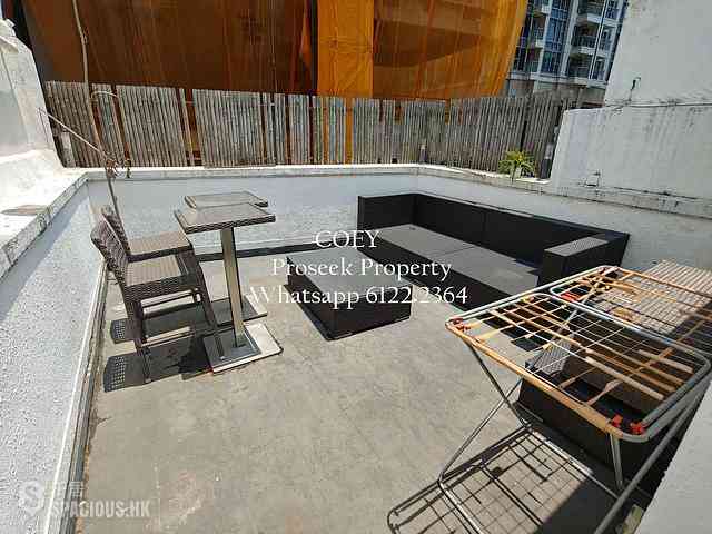 Central - 34, Gage Street 01