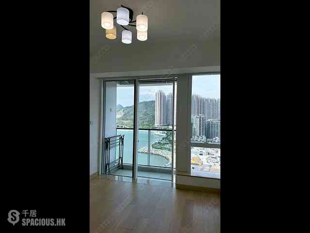 Tseung Kwan O - Monterey Block 3 01