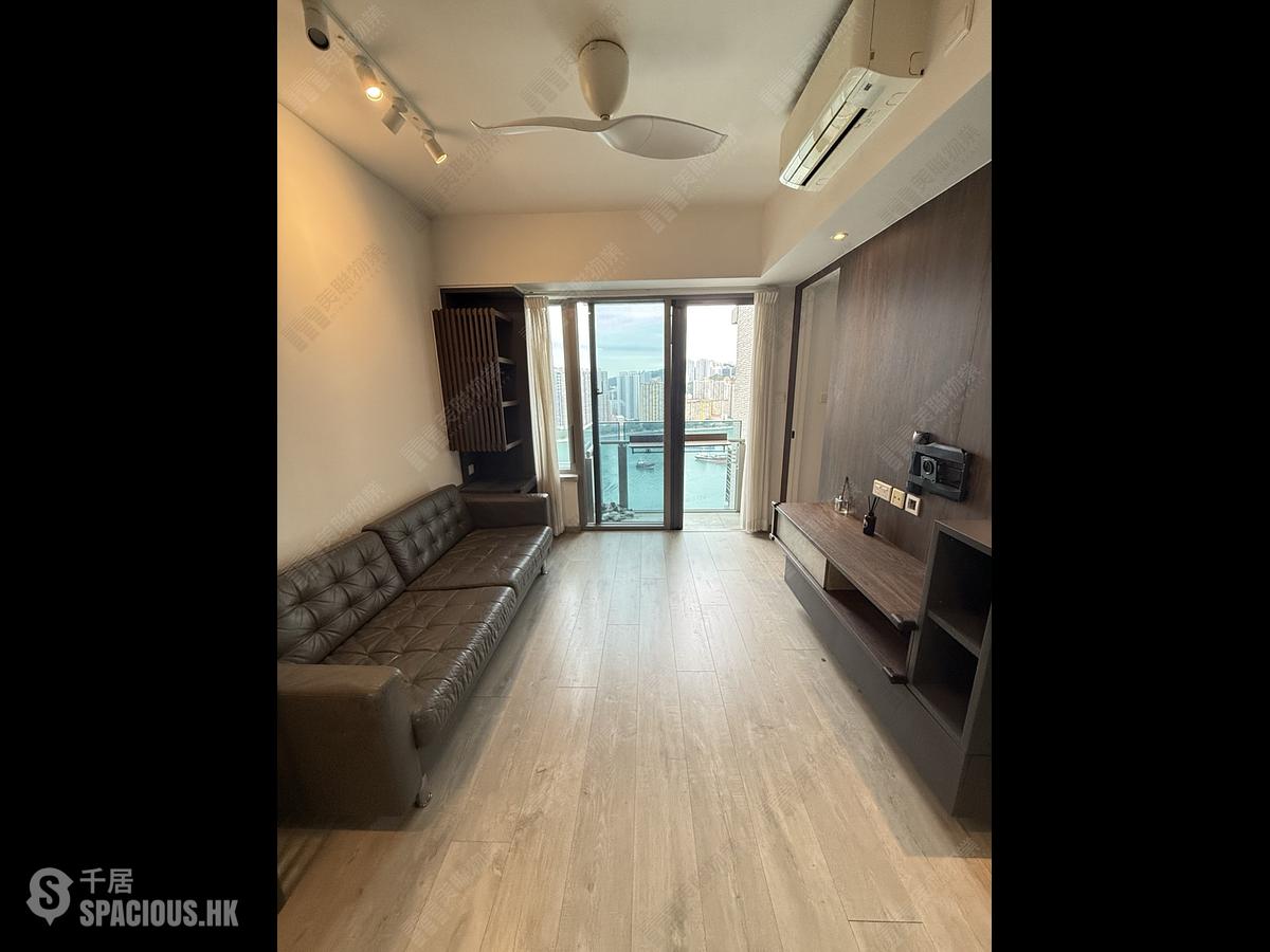 Tsuen Wan - Ocean Pride Phase 3 Block 8 01