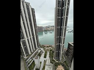 Tsuen Wan - Ocean Pride Phase 3 Block 8 02