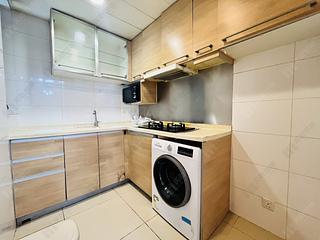 Wan Chai - The Zenith Phase 1 Block 2 10